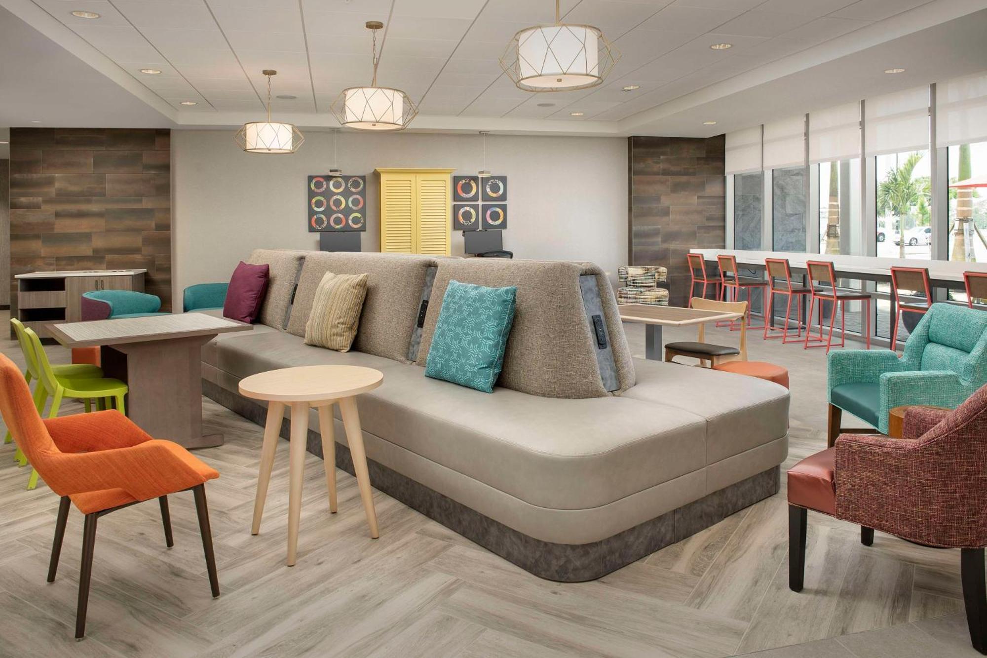 Home2 Suites By Hilton Fort Myers Airport Εξωτερικό φωτογραφία