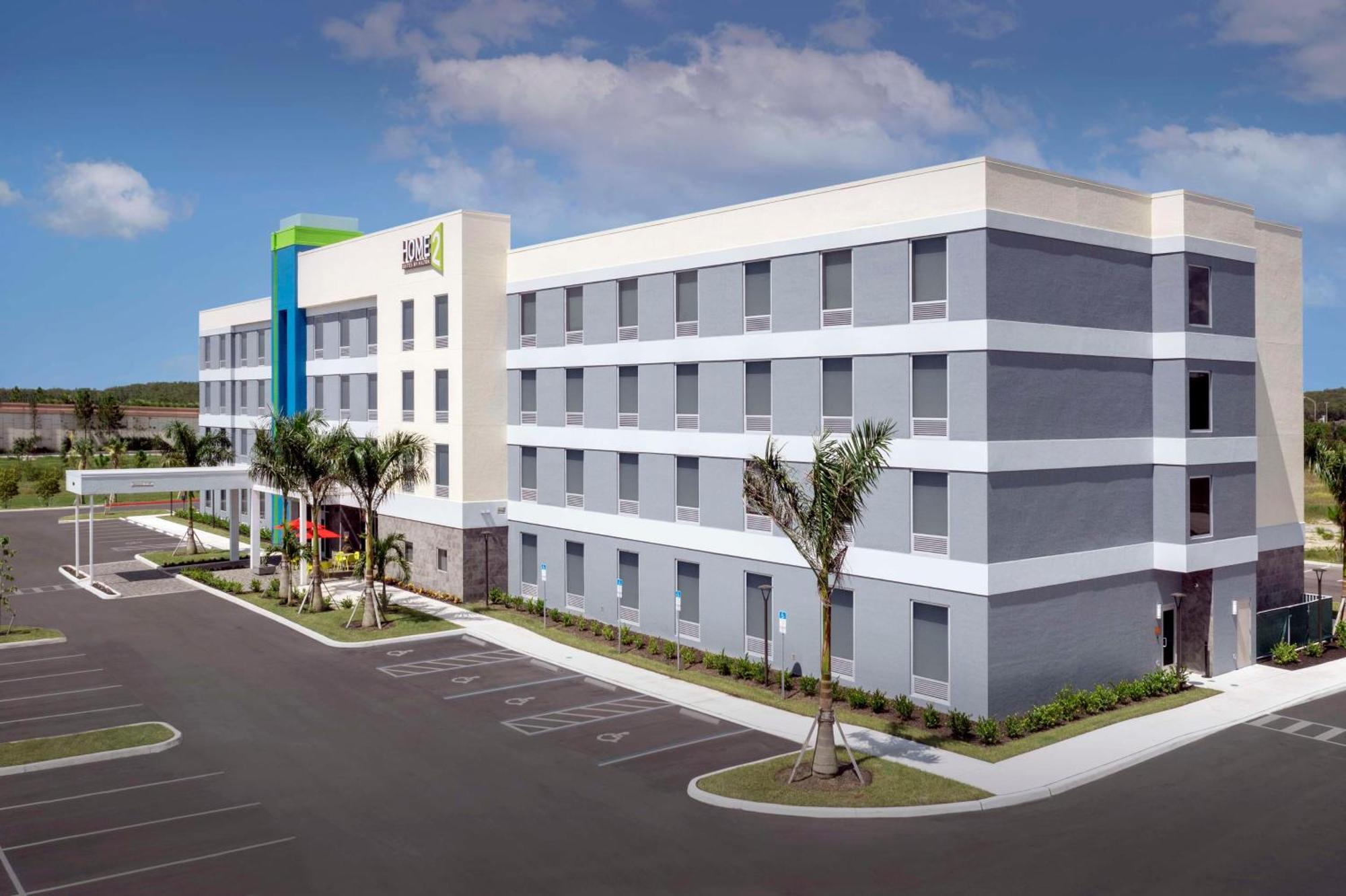 Home2 Suites By Hilton Fort Myers Airport Εξωτερικό φωτογραφία