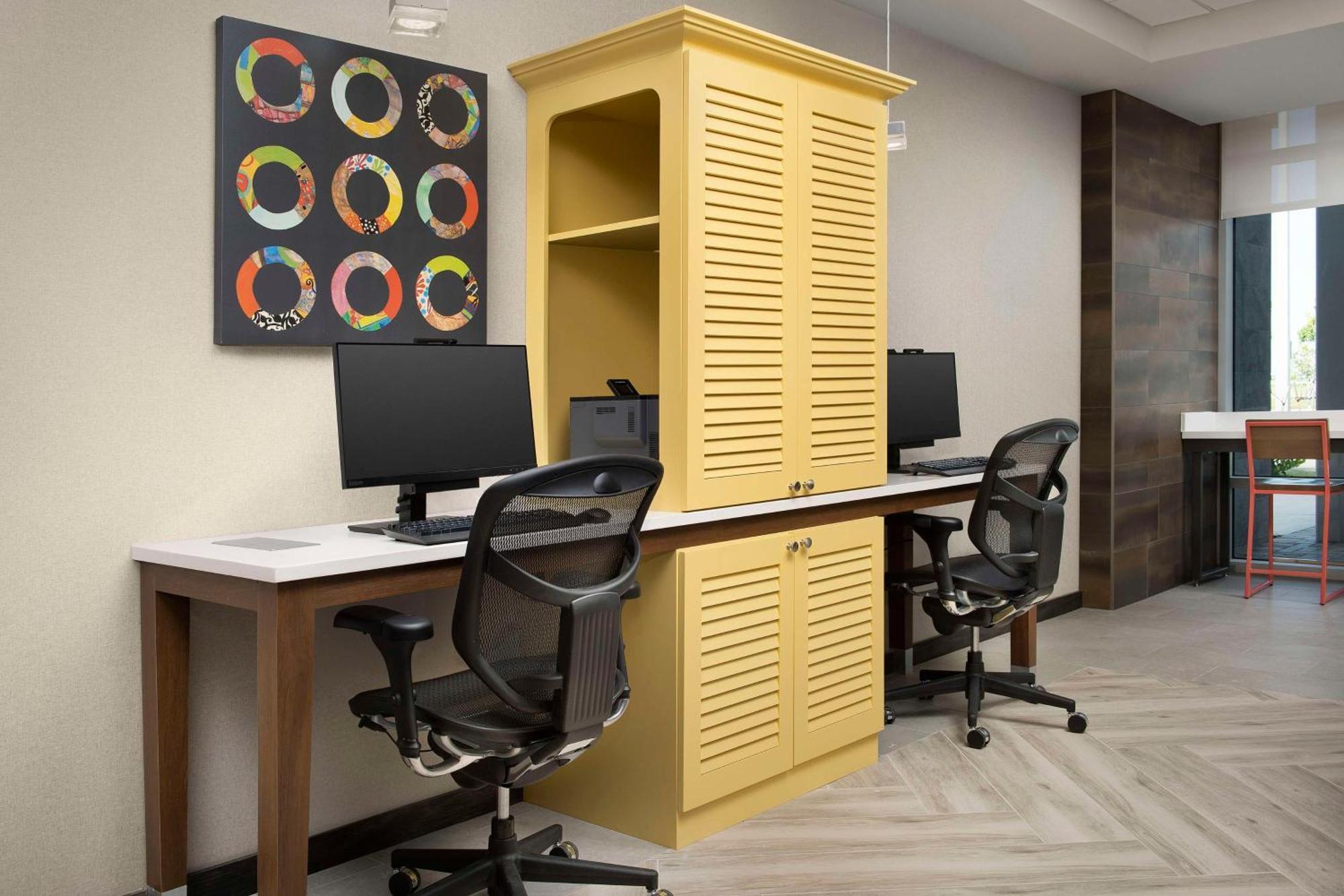 Home2 Suites By Hilton Fort Myers Airport Εξωτερικό φωτογραφία